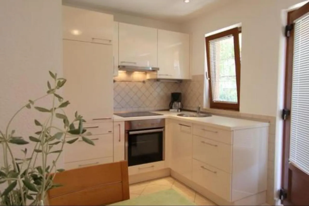 Gasthof Apartment House Alenka Novigrad Close The Beach And Center