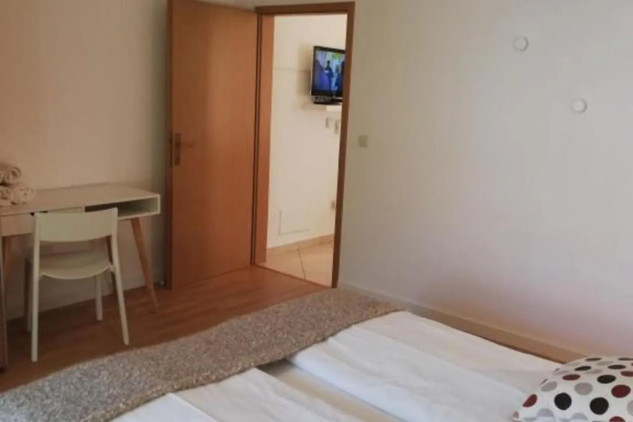 Apartment House Alenka Novigrad Close The Beach And Center Kroatien