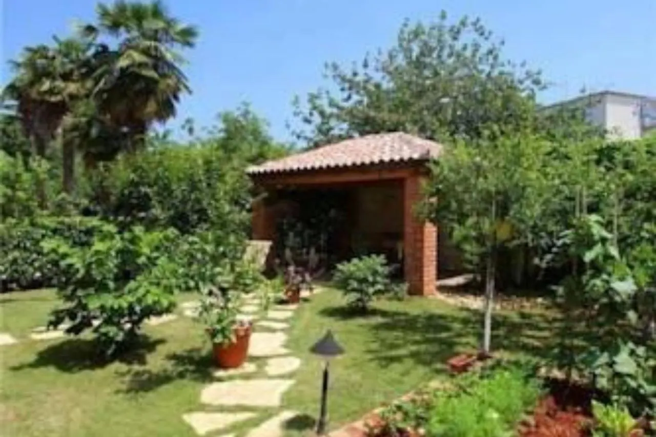 Apartment House Alenka Novigrad Close The Beach And Center Guest house